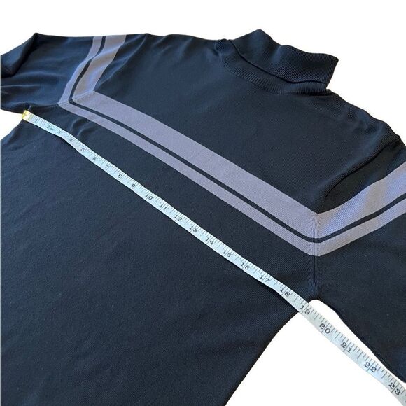 Nike turtleneck dri-fit black grey stripe size medium - Picture 16 of 16